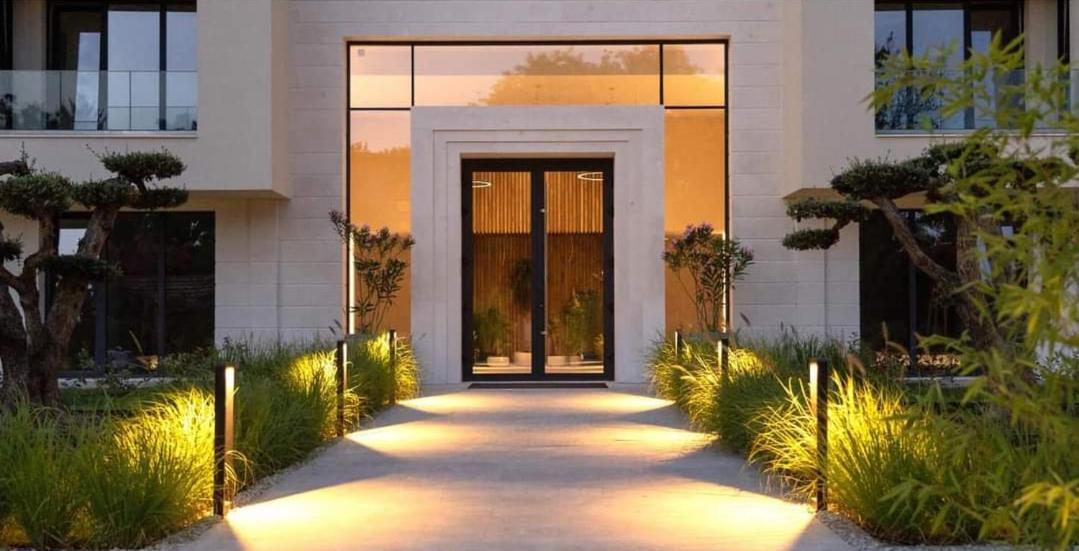 Allure Varna Apartment *