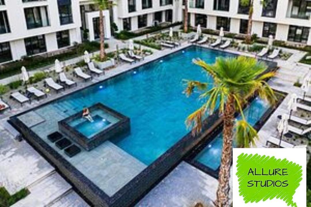 Apartment Allure Varna *